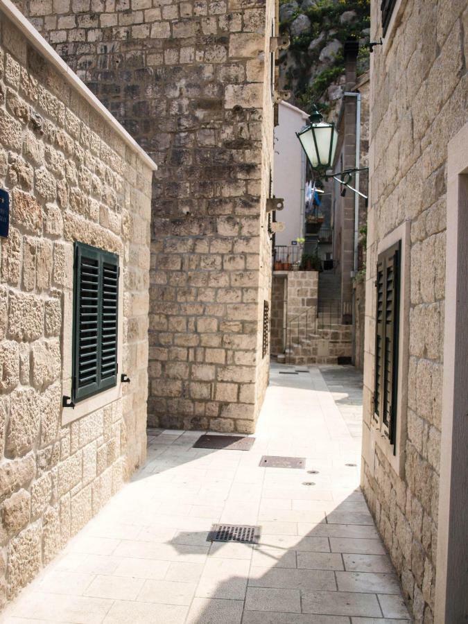House Nataniel In Omis Near Sea Daire Dış mekan fotoğraf