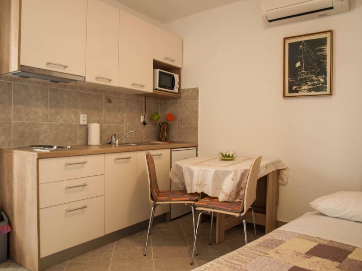 House Nataniel In Omis Near Sea Daire Dış mekan fotoğraf