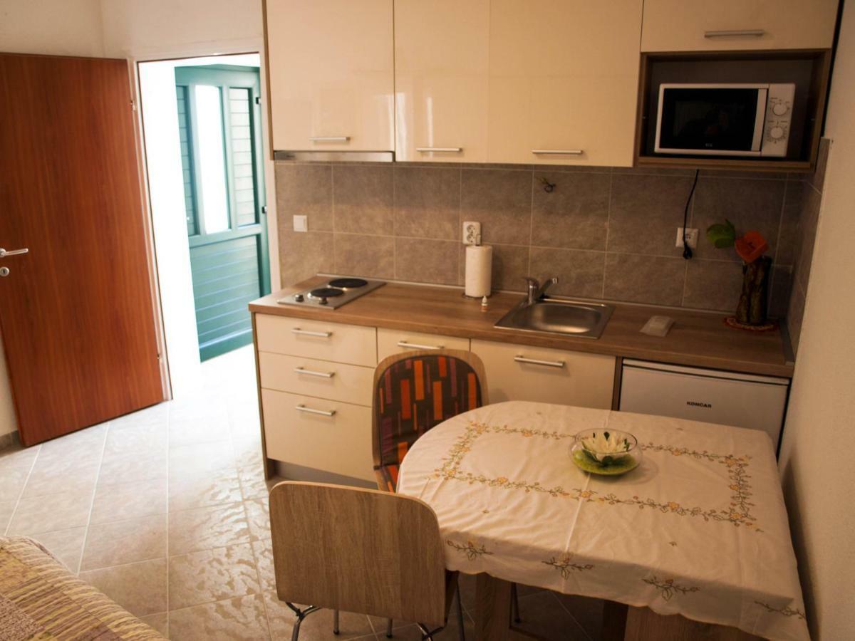 House Nataniel In Omis Near Sea Daire Dış mekan fotoğraf