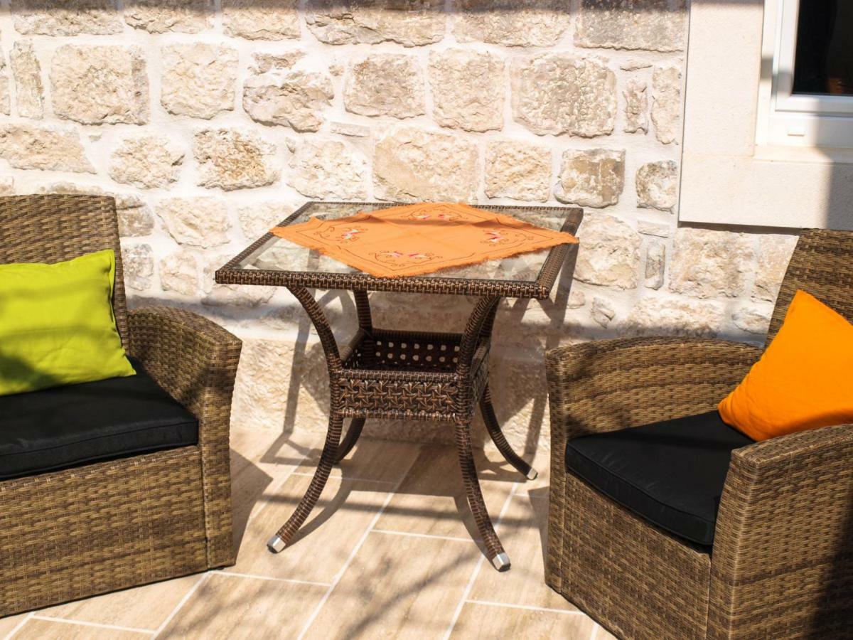 House Nataniel In Omis Near Sea Daire Dış mekan fotoğraf