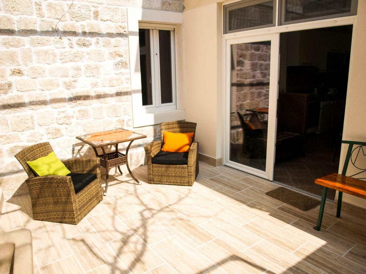 House Nataniel In Omis Near Sea Daire Dış mekan fotoğraf