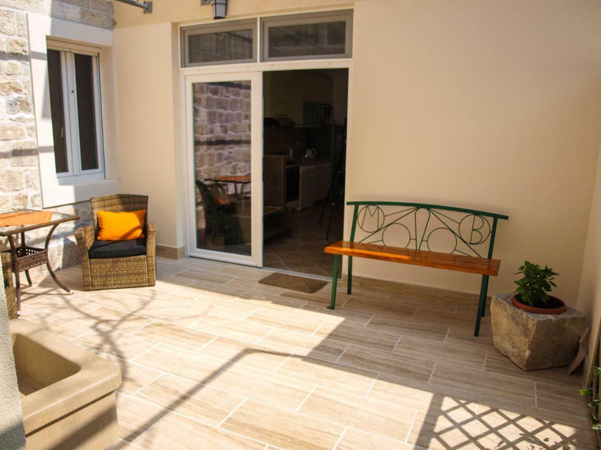 House Nataniel In Omis Near Sea Daire Dış mekan fotoğraf