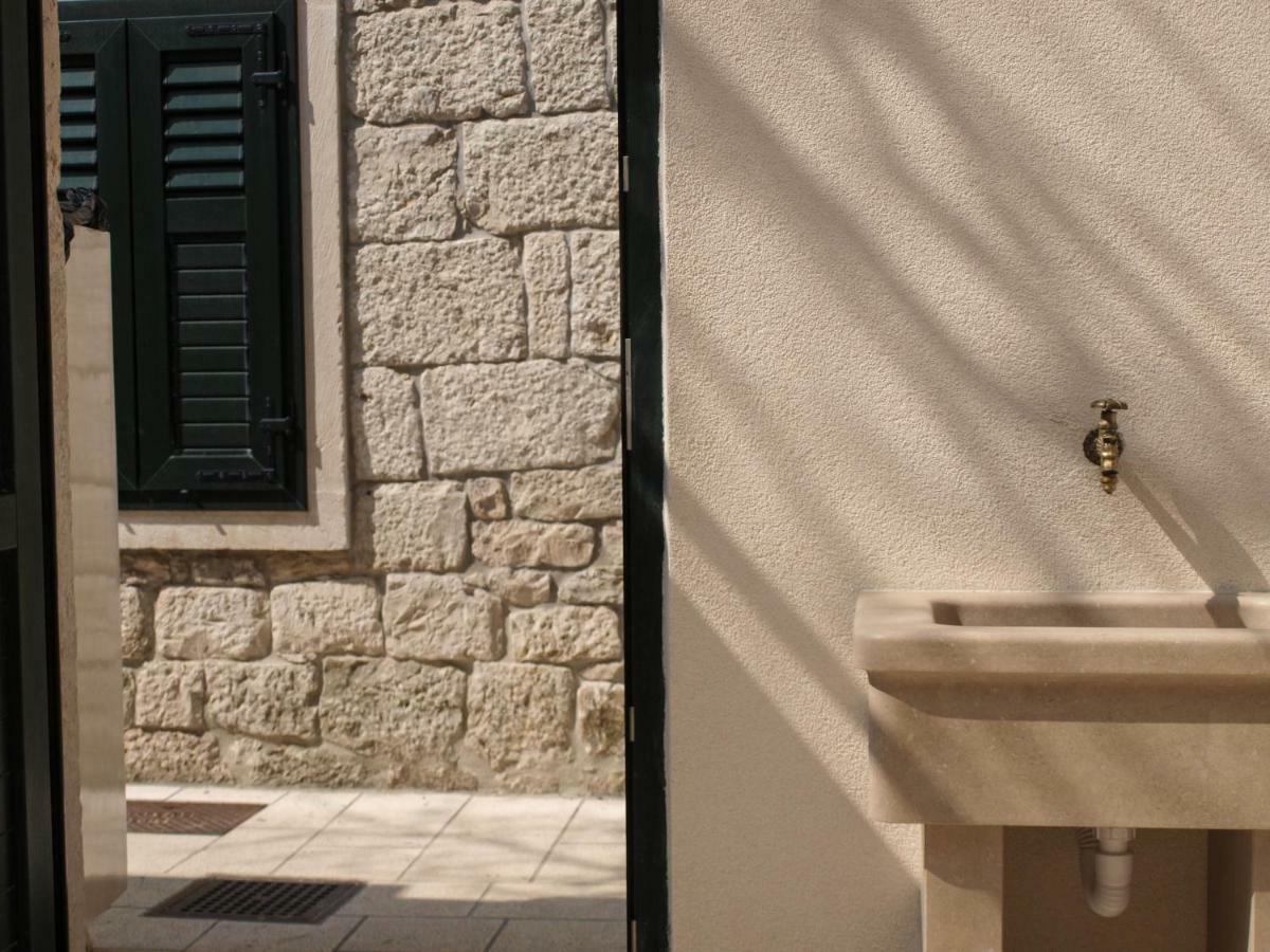 House Nataniel In Omis Near Sea Daire Dış mekan fotoğraf